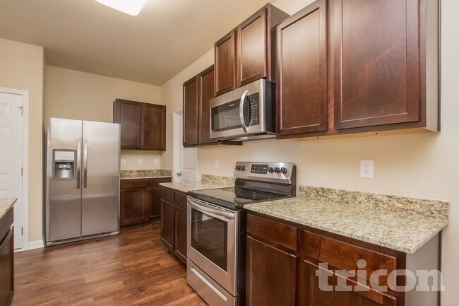 Foto del edificio - 114 Hayes Park Dr