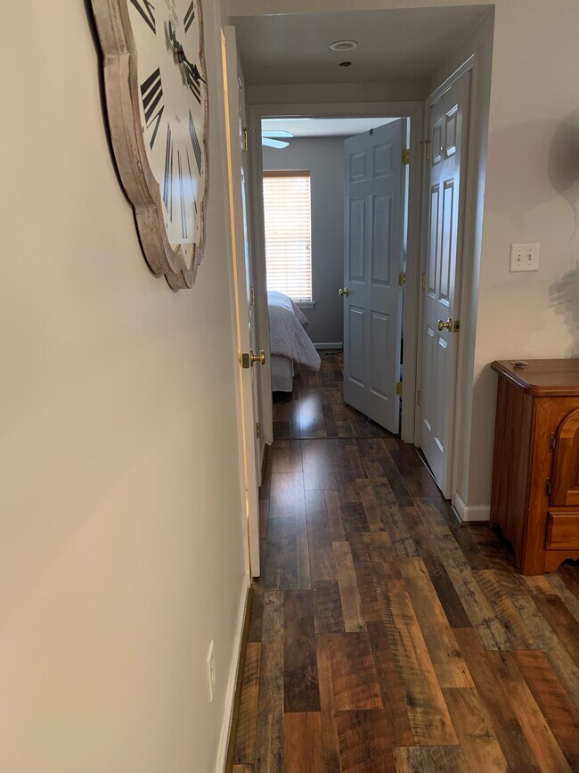 Foto del edificio - 3101 Spring Creek Ln