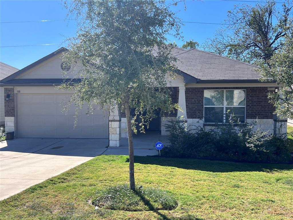 Foto principal - 108 Marimoor Dr