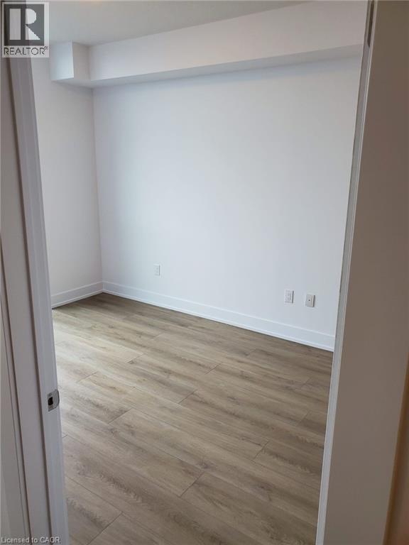 Photo du bâtiment - 601 Dundas St E