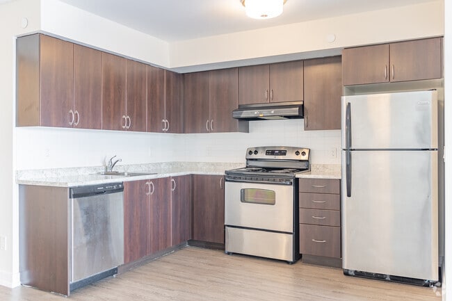 1BR, 1BA - 718SF - Cuisine - Vision