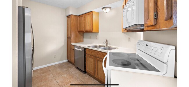 Foto del edificio - 12755 Mill Ridge Dr