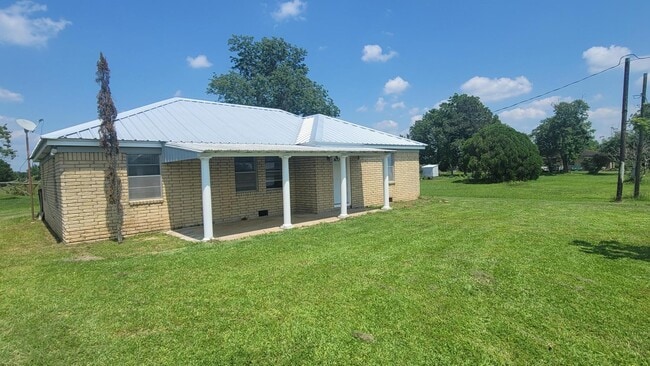 Building Photo - 10327 Highway 60