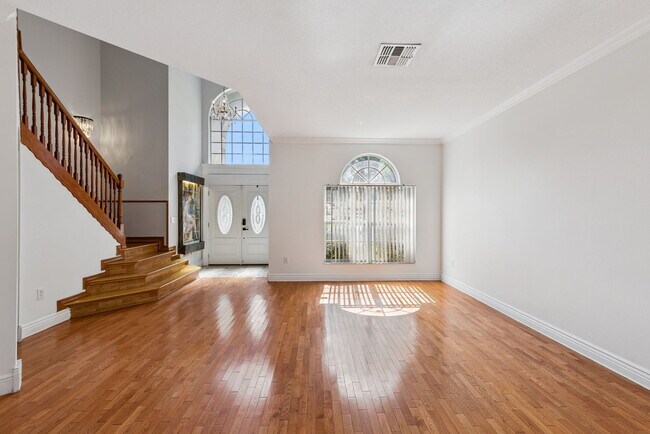 Foto del edificio - 4920 Hook Hollow Cir