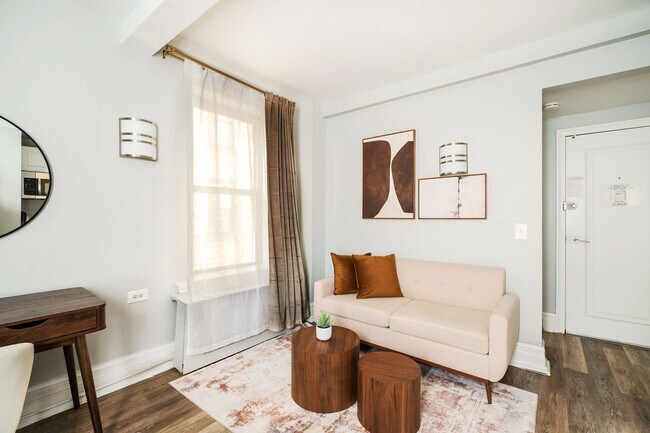 Foto del edificio - 234 W 73rd St