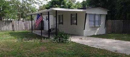 Building Photo - 1011 NW 42nd Ln
