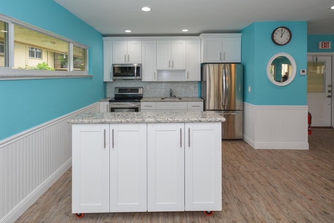 Foto del edificio - 1251 NW 13th St