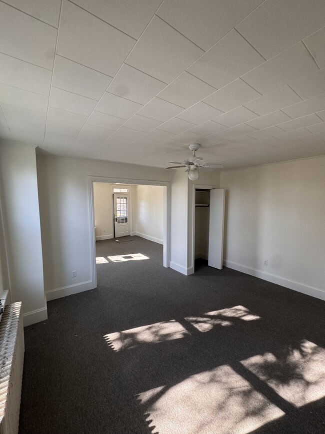 Building Photo - 167 S Hanover St