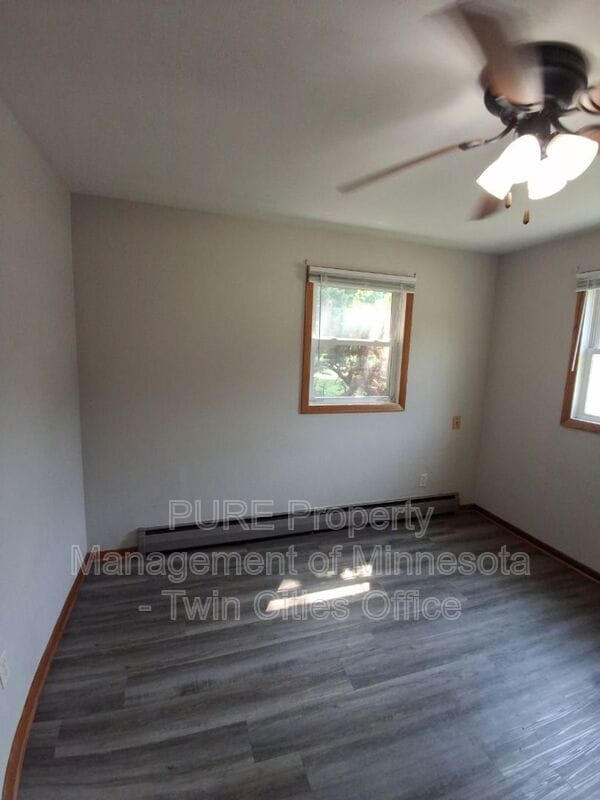 Building Photo - 815 17th St W