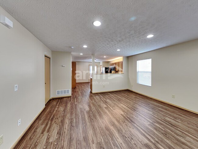 Building Photo - 7529 Hemrich Drive