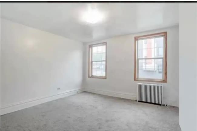 Building Photo - 4637 Plummer St