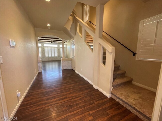 Building Photo - 5159 Bonnie Doon Ln