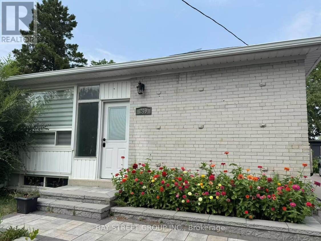 Primary Photo - 249 Ashlar Rd
