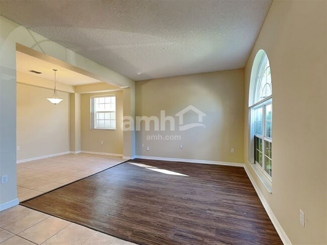 Foto del edificio - 9448 Candice Ct