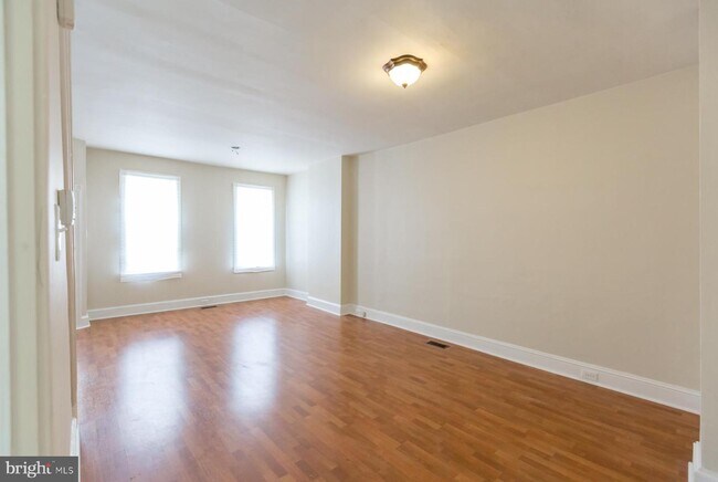 Foto del edificio - 2650 E Auburn St