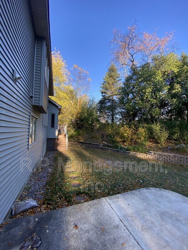 Building Photo - 3572 Bailey Ridge Alcove