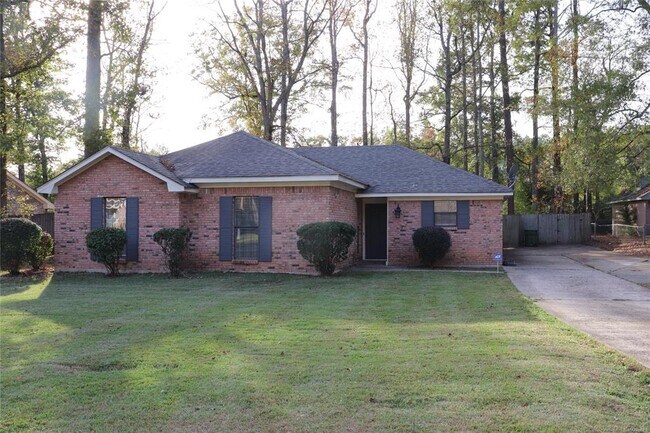 Building Photo - 3746 Mosswood Rd