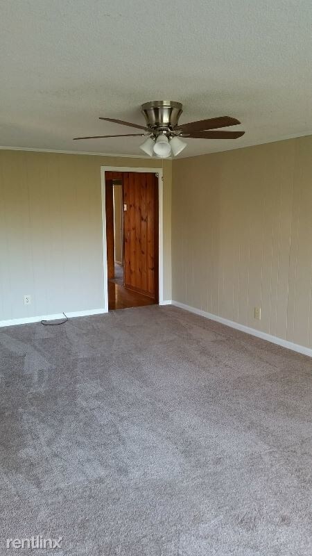 Building Photo - 102 Weathers Dr