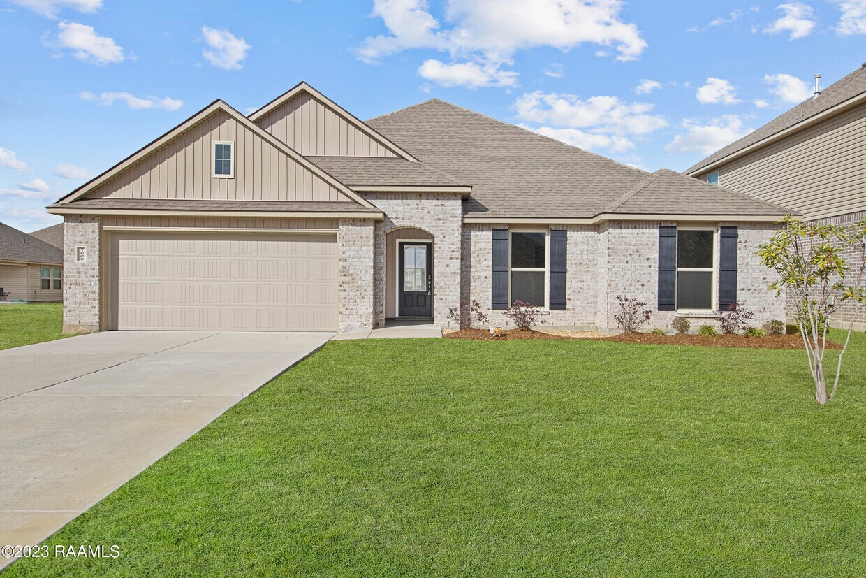 7008 Silver Lk Dr, Maurice, LA 70555 House Rental in Maurice, LA