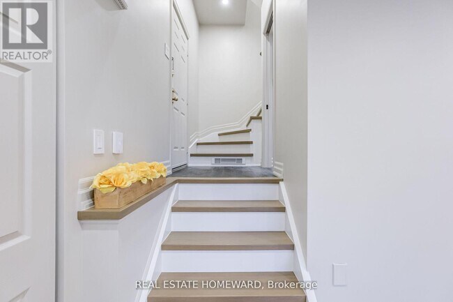 Building Photo - 100-T100 Arbors Ln