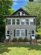 Building Photo - 31 1st St