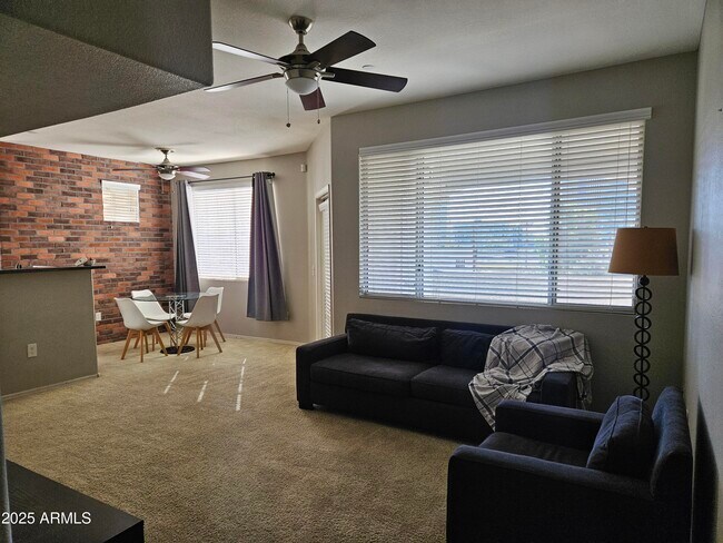 Foto del edificio - 3302 N 7TH St