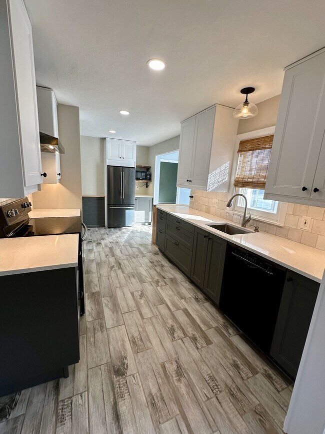 Foto del edificio - 6245-6213 13th Ave S