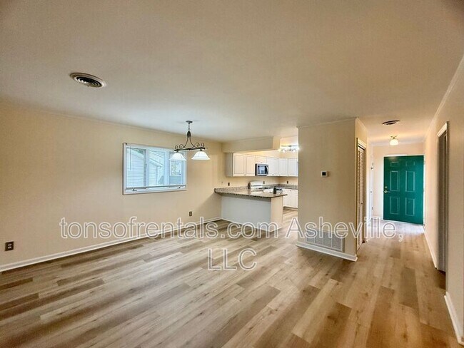 Building Photo - 181 N Britton Creek Ct
