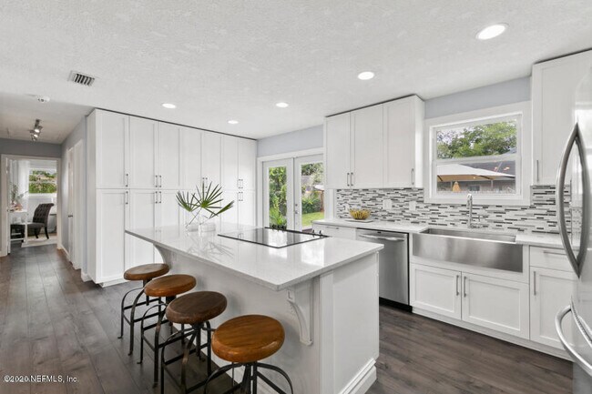 Foto del edificio - 924 14th St N