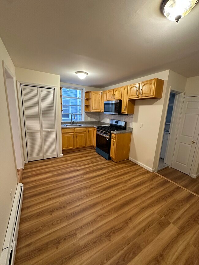Cocina - 99 Avenue E