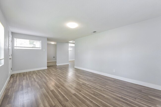 Foto del edificio - 1280 Wheeling St