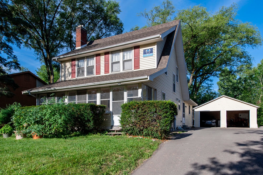 Foto del edificio - 785 N Maple Rd