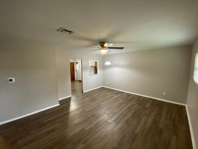 Building Photo - 5158 Wyandot Pl