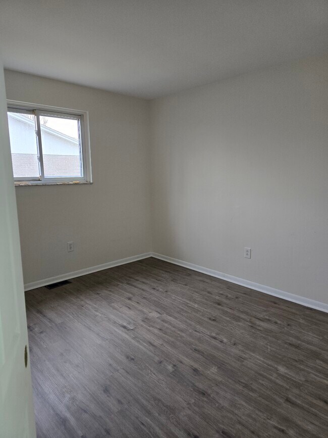 Foto del edificio - 4619 Belcourt Dr