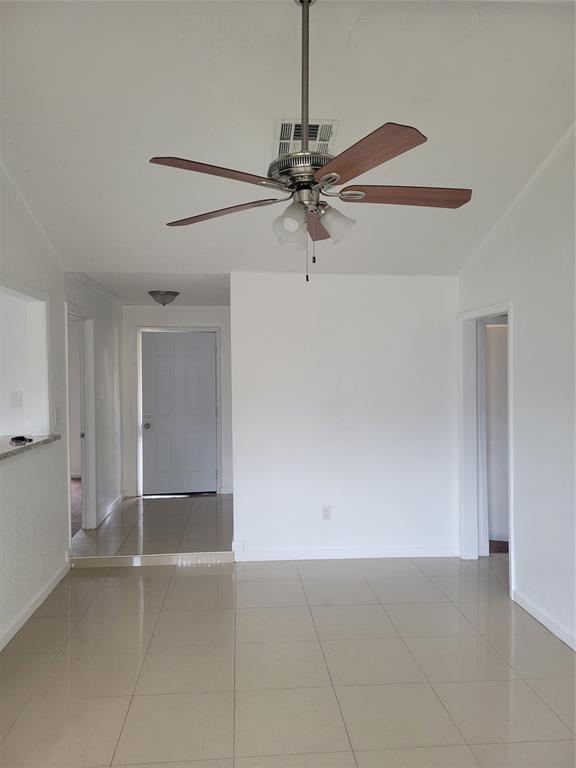 Foto del edificio - 727 Doncrest St