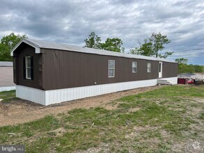 Building Photo - 118 Dugan Ct