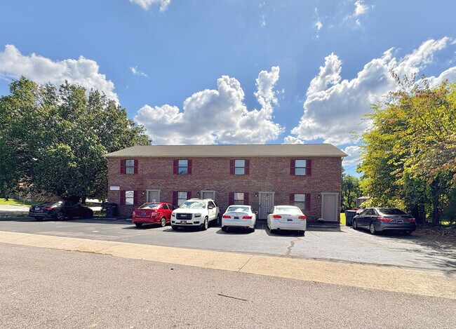 Foto del edificio - 1810 Summerhaven Ave