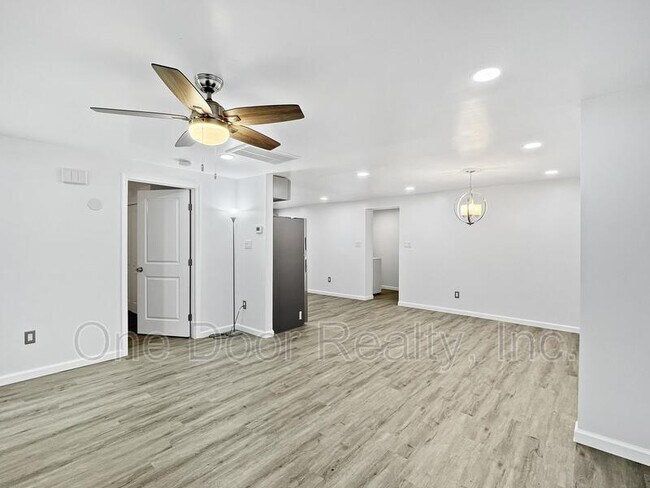 Foto del edificio - 8611 Richmond Rd
