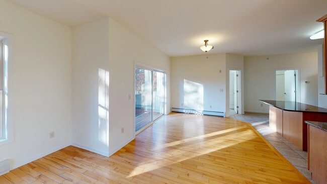 Building Photo - Farm Stand