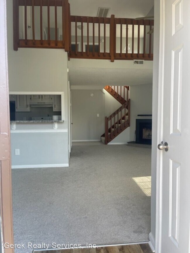 Building Photo - 3 br, 2 bath House - 3900 Roebling Ln