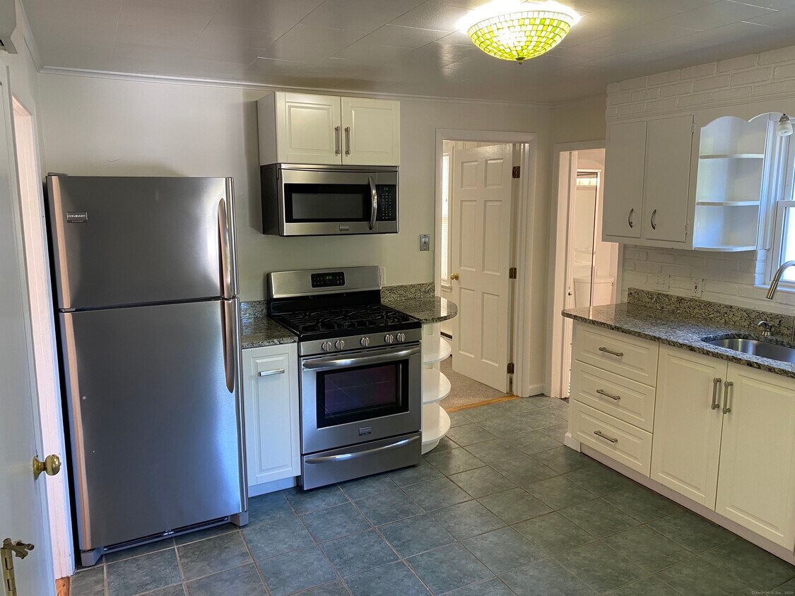 Foto principal - 81 Soundview Ave