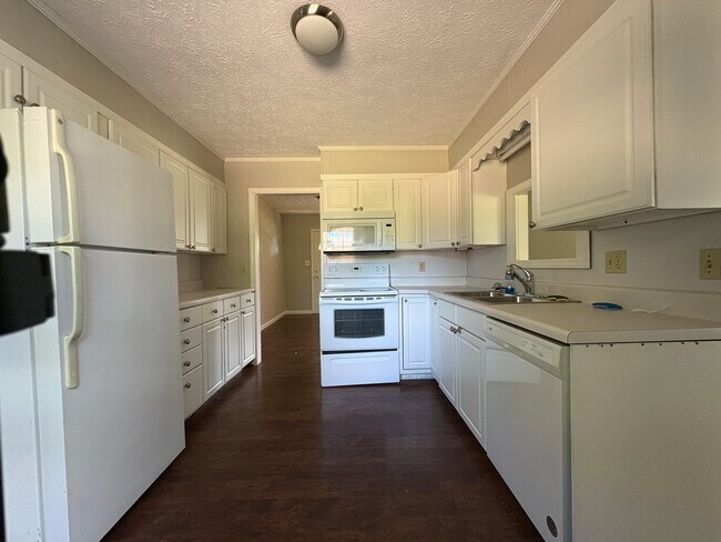 Foto del edificio - 2950 Plano Rd