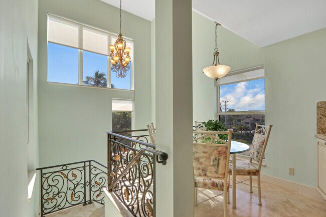 Building Photo - 2051 NE Ocean Blvd