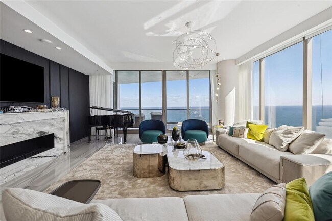 Foto del edificio - 17975 Collins Ave