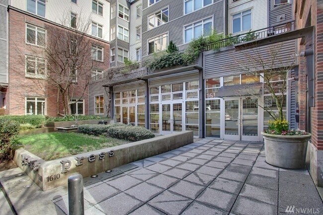 Foto del edificio - 1610 Belmont Ave