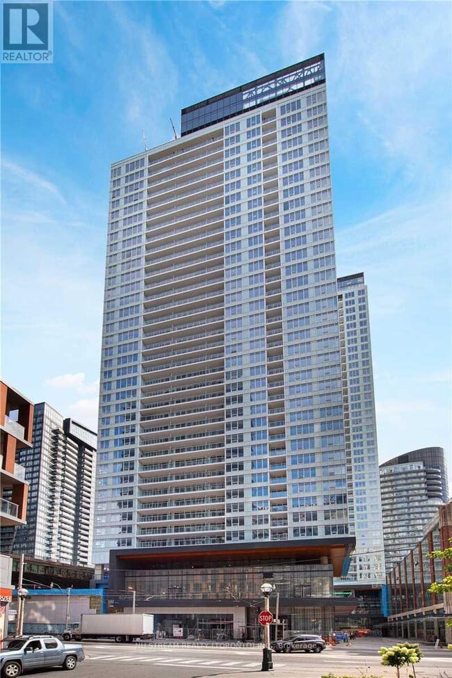 Building Photo - 603-619 BATHURST St