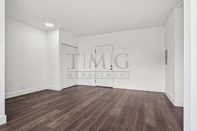Foto del edificio - Sleek, Bright & Brand New — Stylish Studio in Andersonville