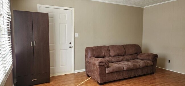 Foto del edificio - 205 Glenview Terrace