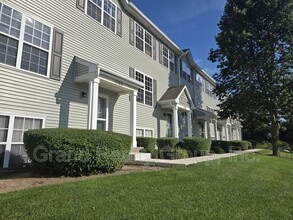 Building Photo - 1522 W Turtle Creek Ln