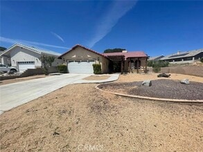 Building Photo - 14723 Blue Grass Dr